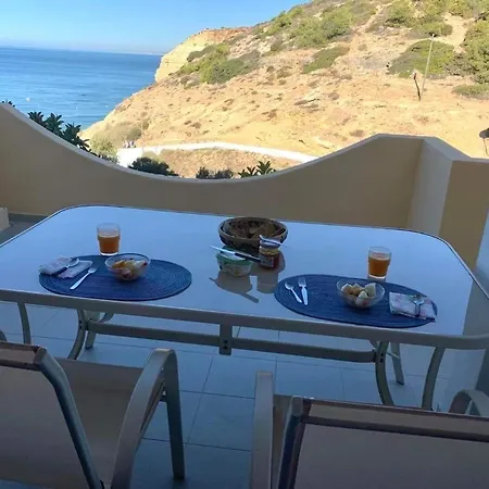 Apartamento Ver-o-mar Apartment *